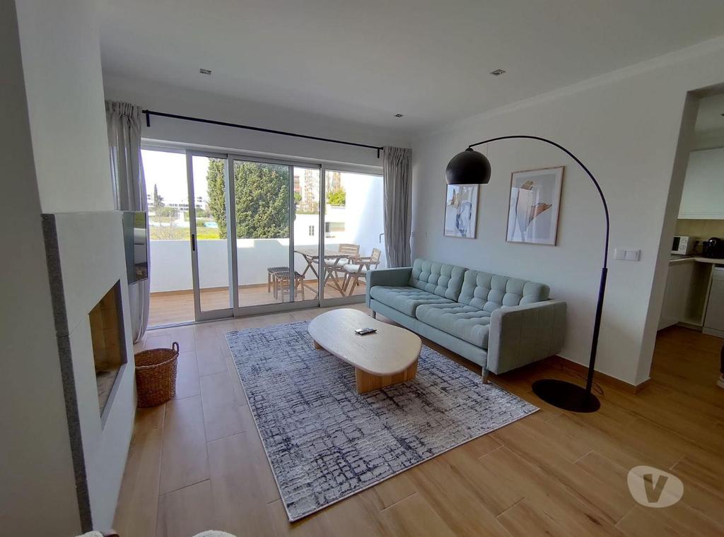 Imóveis para alugar Loulé - Fotos para Apartamento T2 no centro de Vilamoura - Arrendamento anual