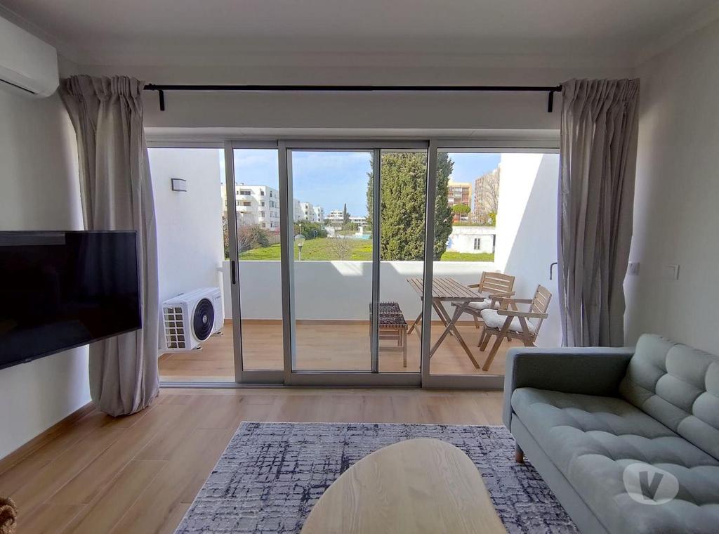 Imóveis para alugar Loulé - Fotos para Apartamento T2 no centro de Vilamoura - Arrendamento anual