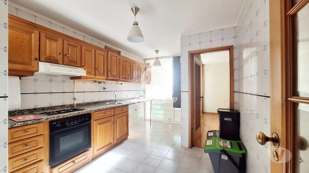 Imóveis para alugar Póvoa de Varzim - Fotos para Apartamento T2 com G.F. no centro da Póvoa de Varzim