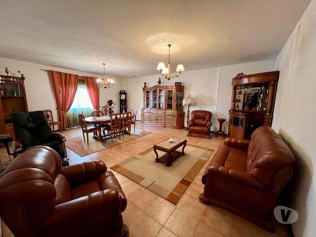 Apartamentos a venda Alfândega da Fé - Fotos para Apartamento T3 com excelentes áreas - Alfândega da Fé (A 00439)