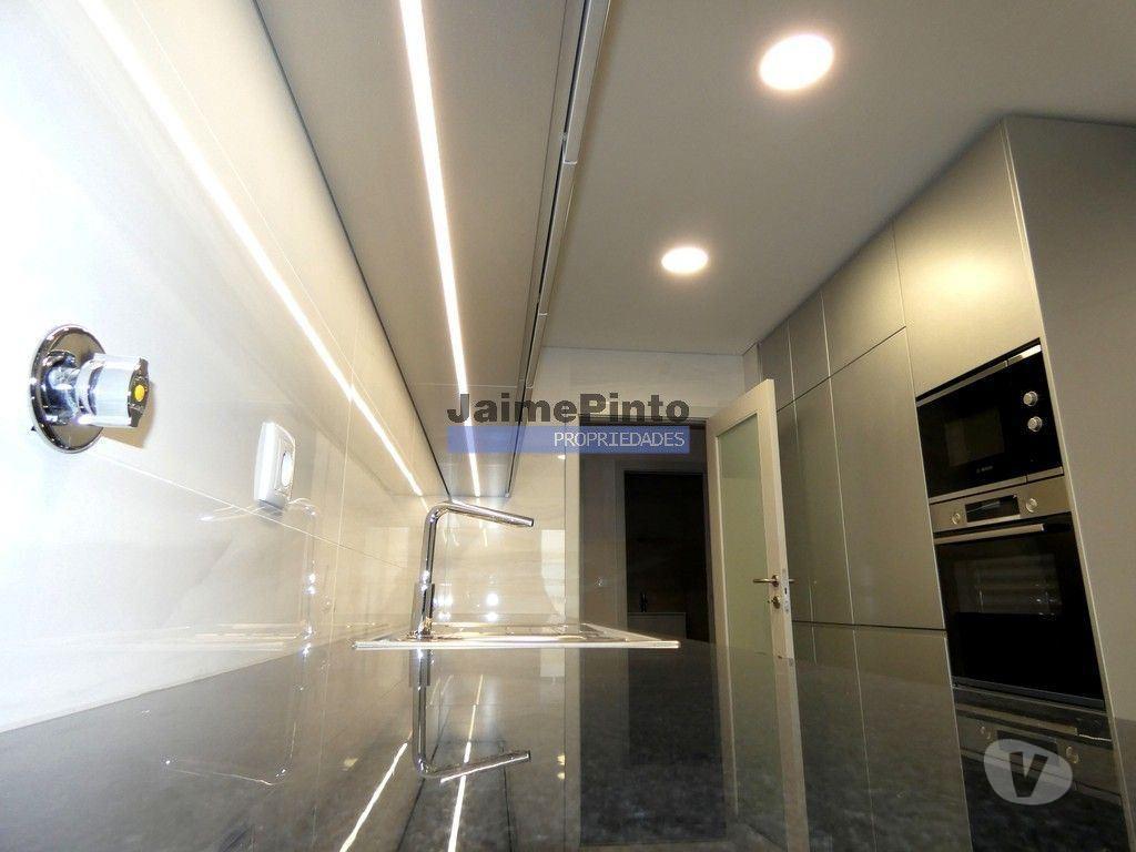 Apartamentos a venda Porto - Fotos para Apartamento T3 moderno, novo, em zona elegante. Portugal, Porto.