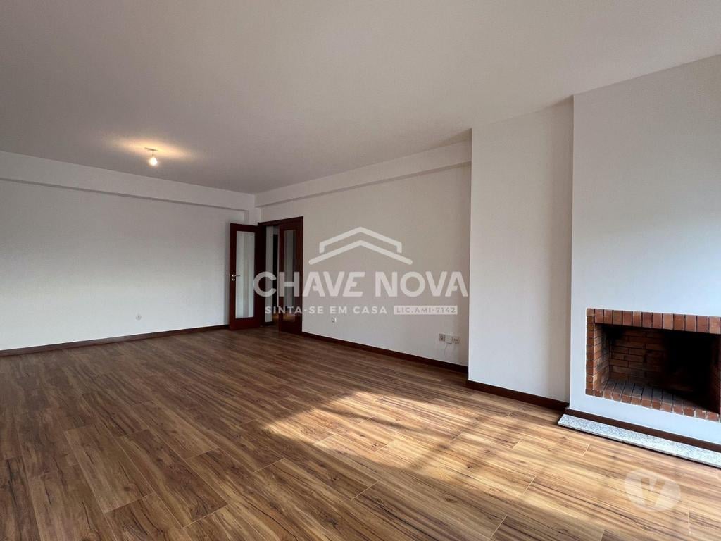 Apartamentos a venda Vila Nova de Gaia - Fotos para Apartamento T3 c Lugar de Garagem em Mafamude (750m da Estação