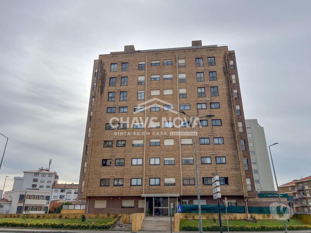 Apartamentos a venda Vila Nova de Gaia - Fotos para Apartamento T3 c Lugar de Garagem em Mafamude (750m da Estação