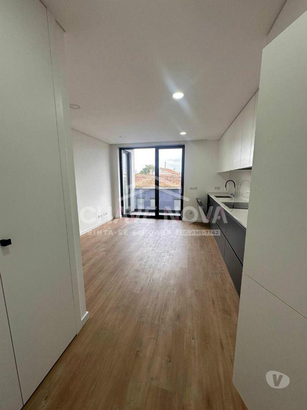 Apartamentos a venda Aveiro - Fotos para Aveiro-Apartamento T1 Novo e Moderno em Aveiro (AVR 00604)