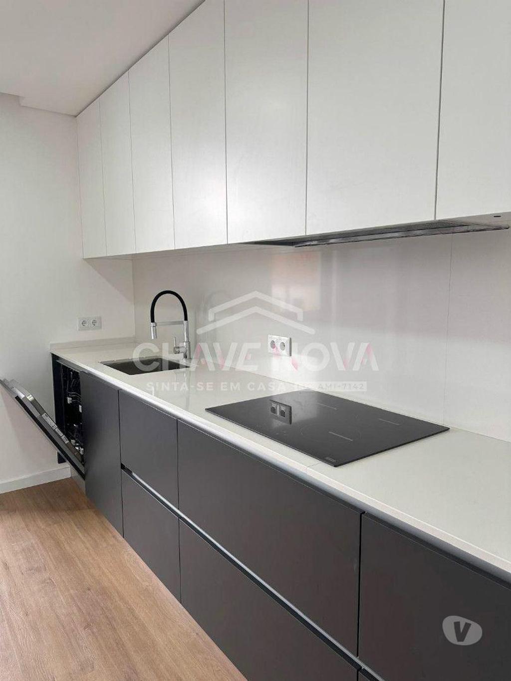 Apartamentos a venda Aveiro - Fotos para Aveiro-Apartamento T1 Novo e Moderno em Aveiro (AVR 00604)