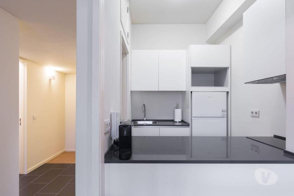 Imóveis para alugar Porto - Fotos para Excelente T1 Mobilado Equipado Pronto a Habitar Metro Faria...
