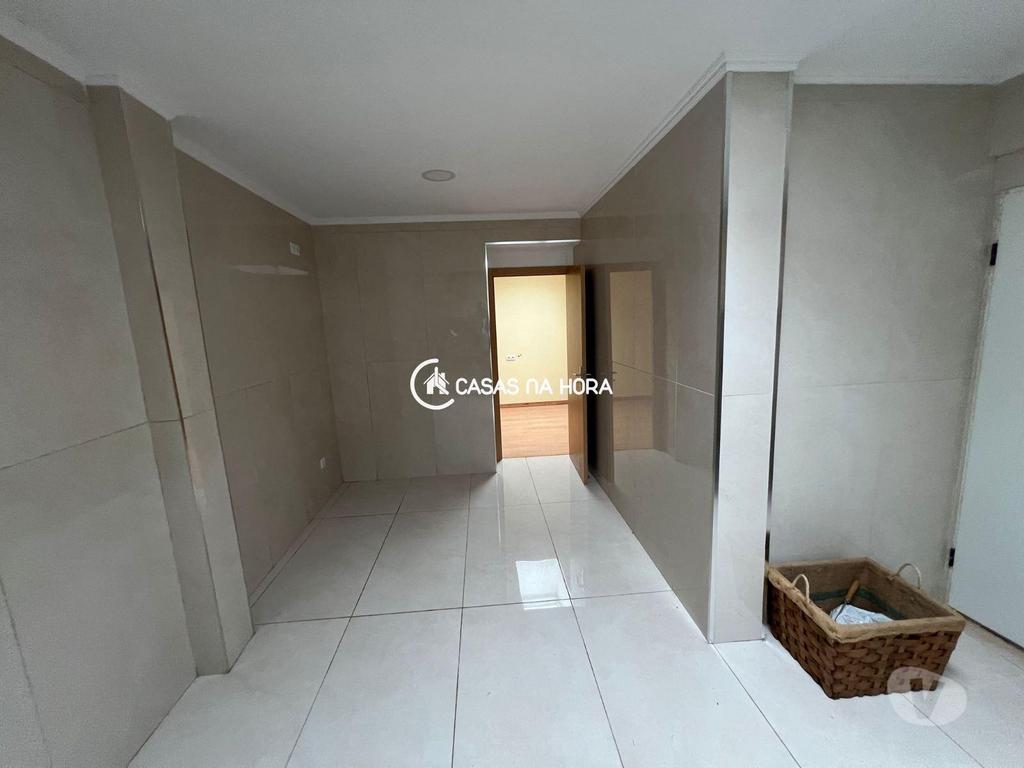Apartamentos a venda Porto - Fotos para Porto-Moradia T2 em Campanhã - Porto (Gaia M 01988)