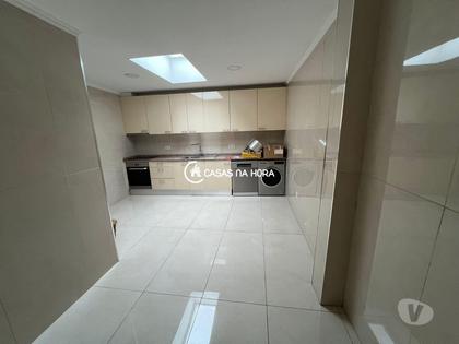 Casas para vender - Fotos para Porto-Moradia T2 em Campanhã - Porto (Gaia M 01988)