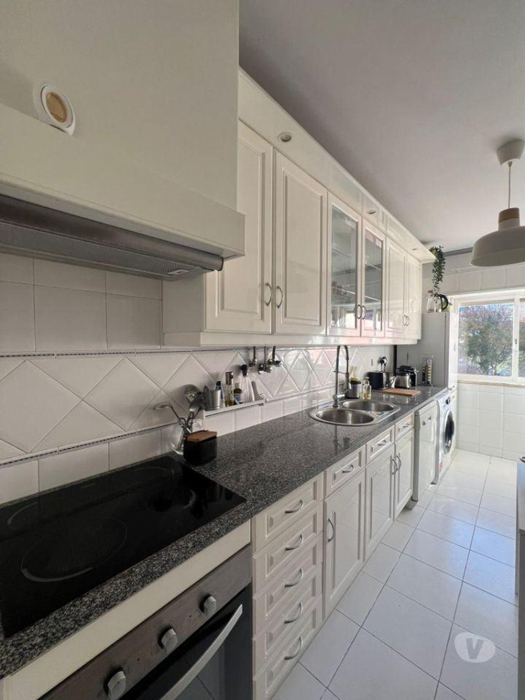 Imóveis para alugar Sintra - Fotos para RD120 T1 em São Marcos, cozinha equipada, excelentes áreas