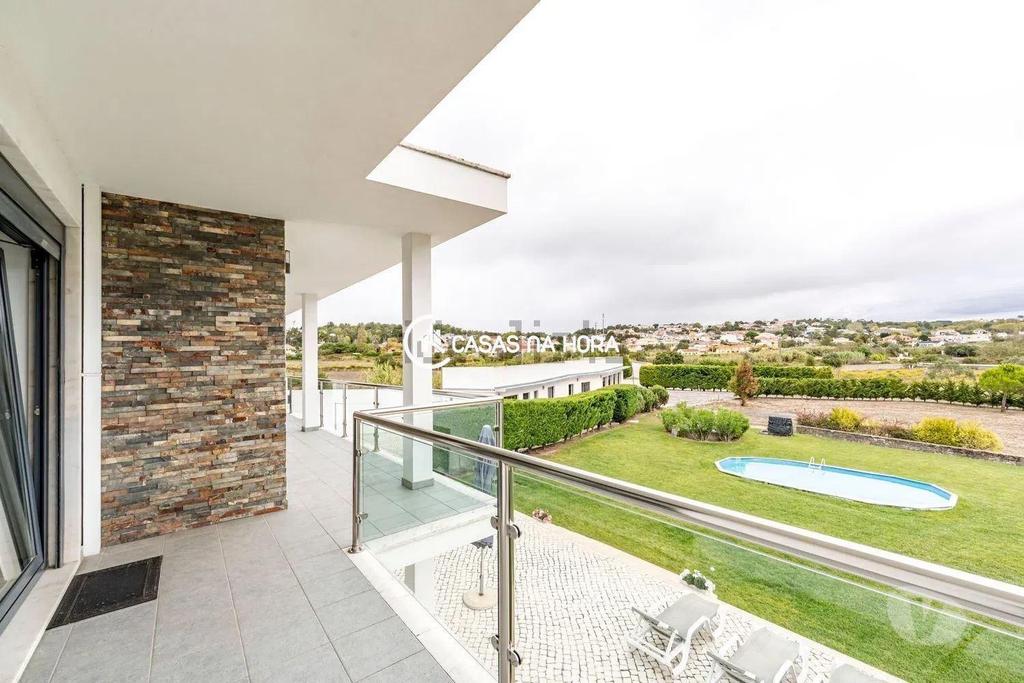 Apartamentos a venda Sintra - Fotos para Sintra-T5 na Várzea de Sintra (Gaia M 01986)