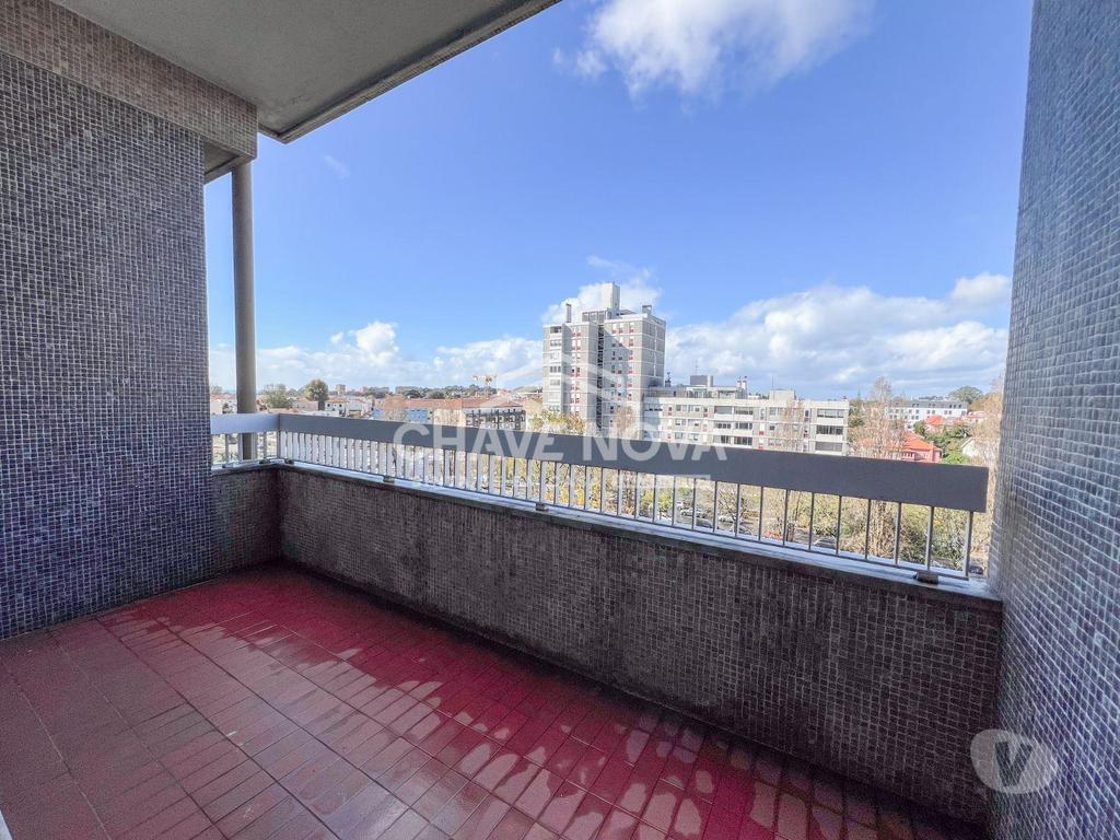 Apartamentos a venda Porto - Fotos para Porto-Apartamento T3+1 no Foco - Porto (PRTBV 00554)
