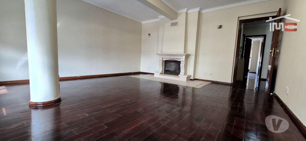 Imóveis para alugar Montijo - Fotos para Arrendamento Apartamento T3 2º Andar Ideal para até 5 Pessoas