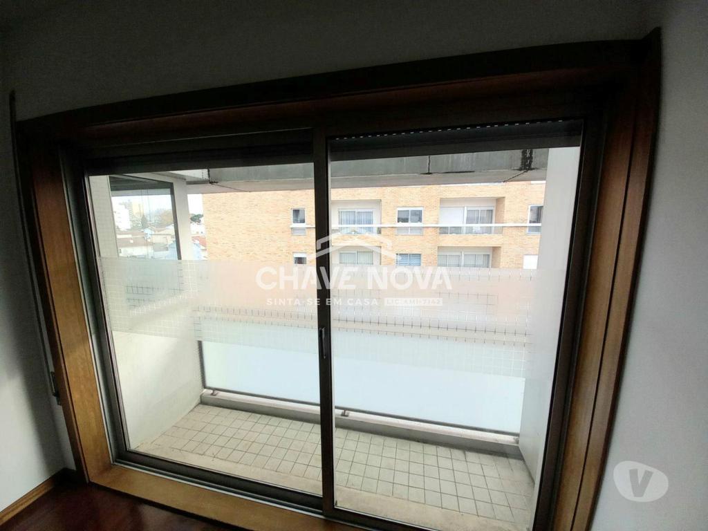 Imóveis para alugar Maia - Fotos para Apartamento T3 para arrendar na Maia