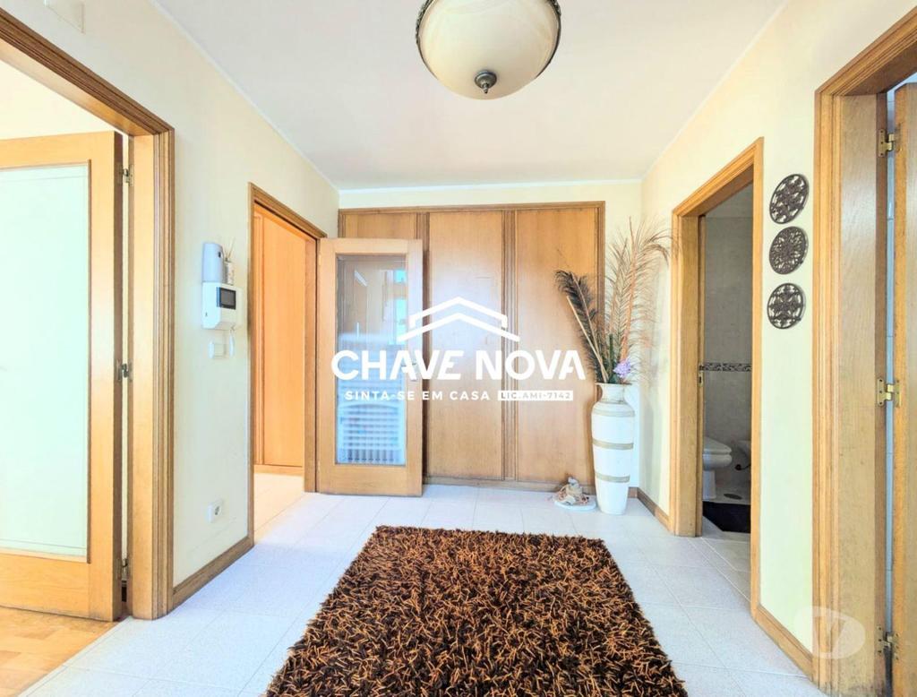 Apartamentos a venda Vila Nova de Gaia - Fotos para Moradia V4 geminada em condomínio fechado para venda em Pedroso