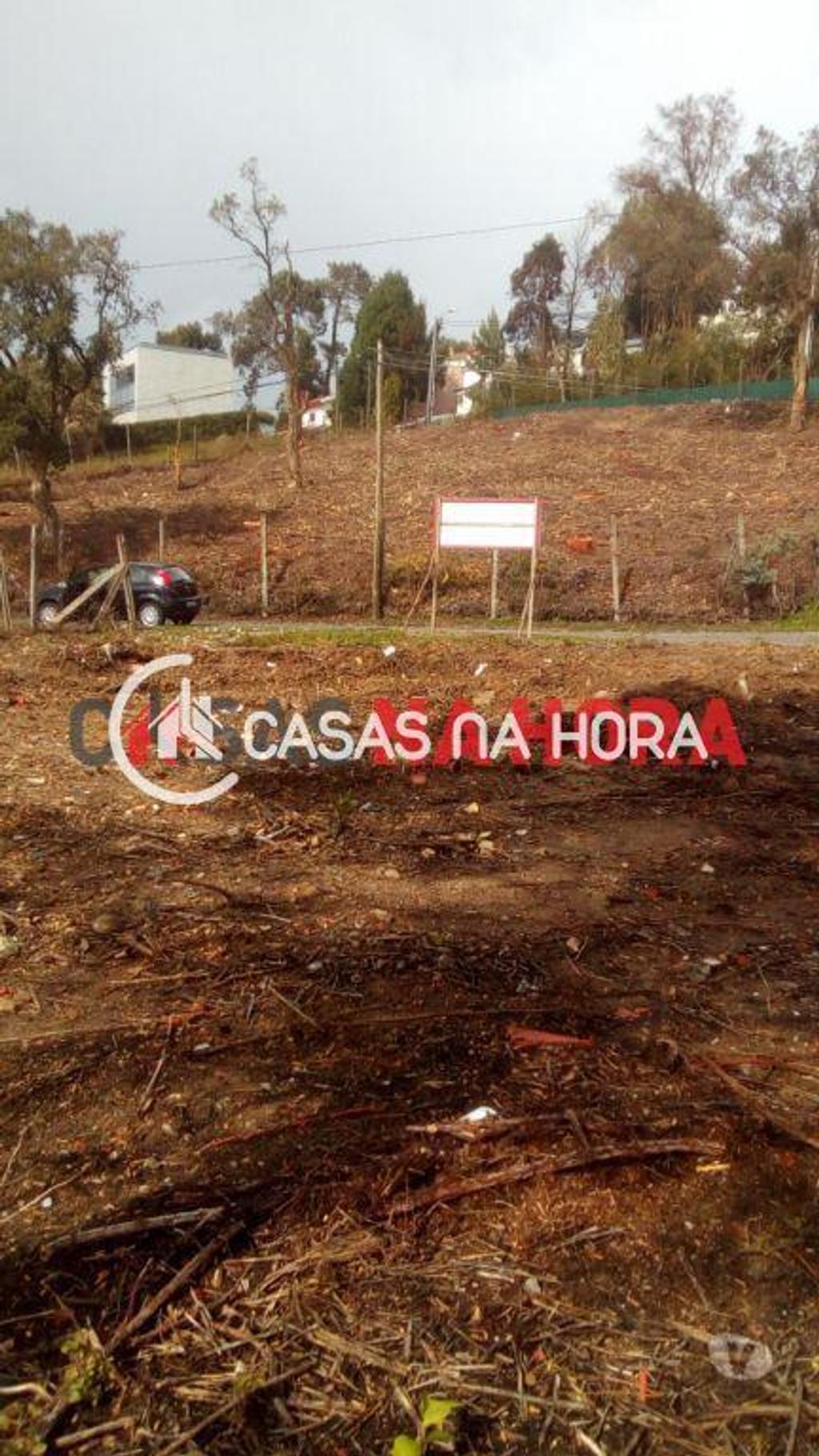 Terrenos Vila Nova de Gaia - Fotos para Vila-nova-de-gaia-Terreno ao pé da N1 em Rechousa (Gaia T 02015)