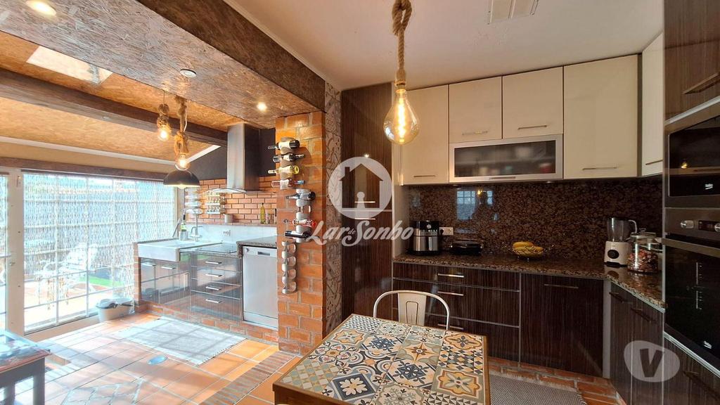 Apartamentos a venda Vila do Conde - Fotos para Moradia térrea em gaveto Remodelada em Vilar de Pinheiro- Vila