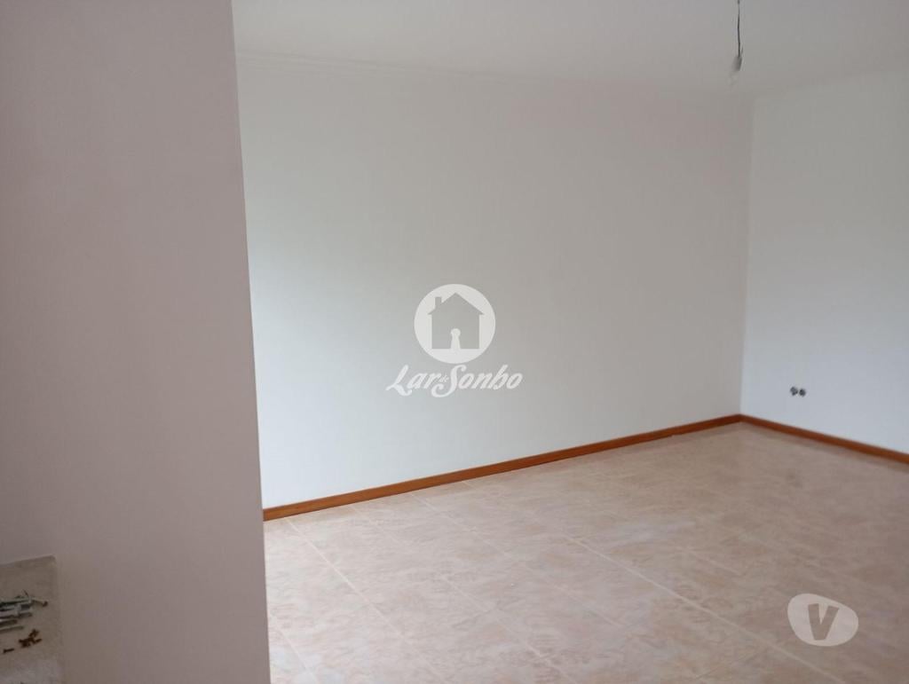 Apartamentos a venda Vila Nova de Famalicão - Fotos para Vila-nova-de-famalicao-Moradia T3 em Famalicão (265-M-01672)