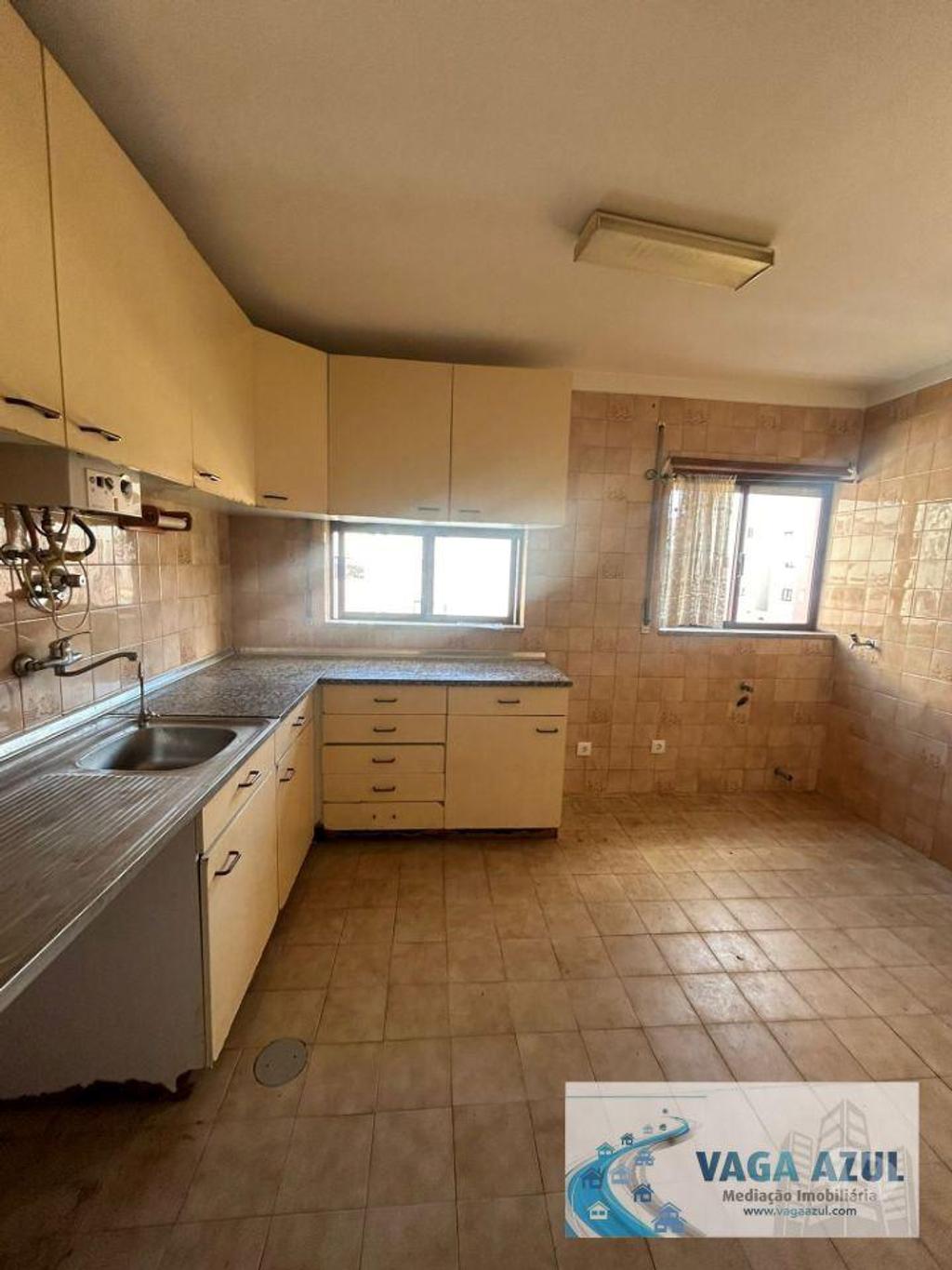 Apartamentos a venda Gondomar - Fotos para Gondomar-Apartamento T3 na Giesta - Rio Tinto (240136)
