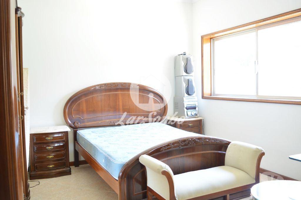 Apartamentos a venda Vila Nova de Famalicão - Fotos para Moradia Ind. M3 C Garagem Fechada em Brufe (240-M-18633)