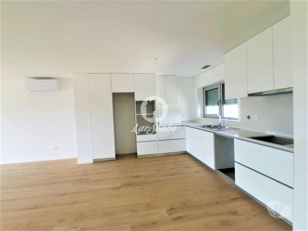Apartamentos a venda Póvoa de Varzim - Fotos para Moradia M3 a 5min centro Vila Nova de Famalicão (240-M-24377)