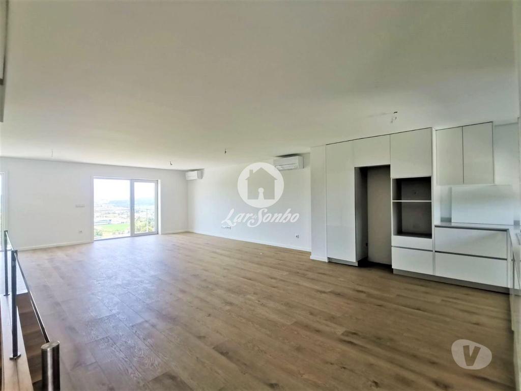 Apartamentos a venda Póvoa de Varzim - Fotos para Moradia M3 a 5min centro Vila Nova de Famalicão (240-M-24377)