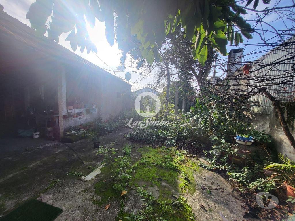 Apartamentos a venda Esposende - Fotos para Moradia T3 para restauro de 598m2 em Fão, Esposende.