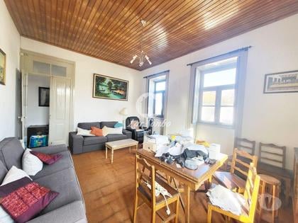 Apartamentos para vender - Fotos para Moradia T3 para restauro de 598m2 em Fão, Esposende.