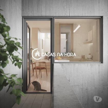 Casas a venda - Fotos para T1 Duplex (piso 1 e 2) a 12 min da Estação de Faria Guimarães ou