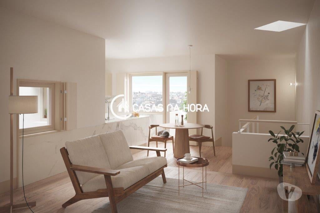Apartamentos a venda Porto - Fotos para T2 Duplex (Piso 2, 3 e terraço) 12 min da Estação de Faria