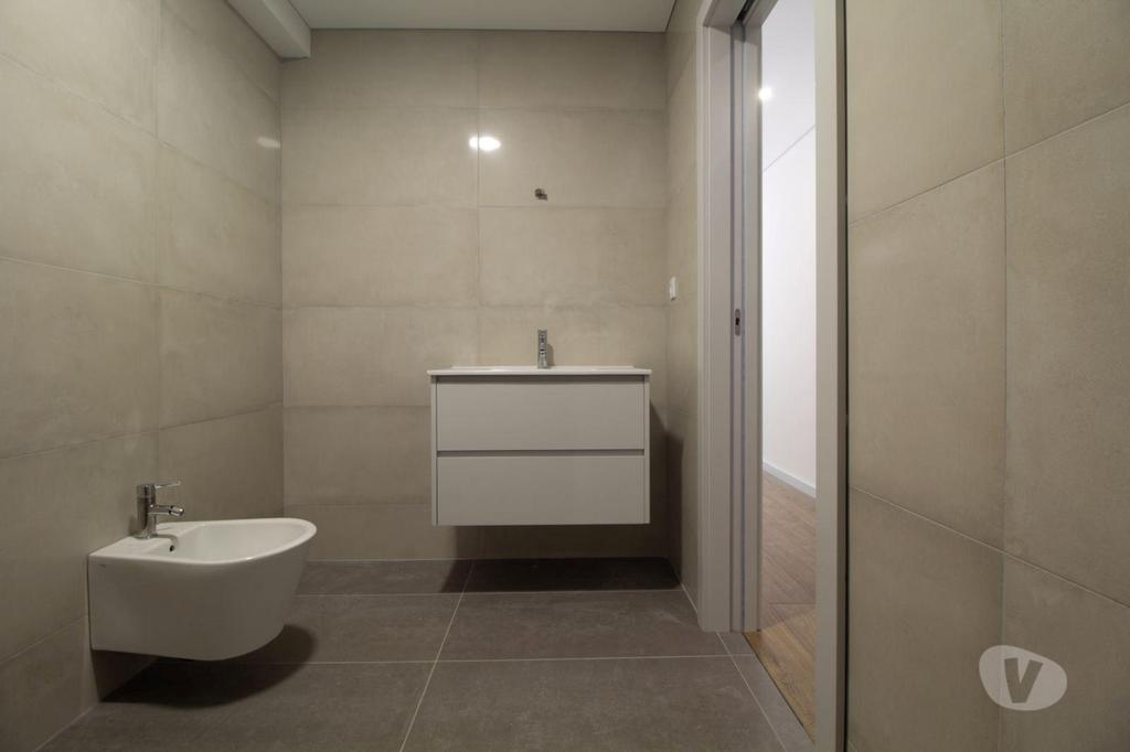 Apartamentos a venda Porto - Fotos para Porto-T3 Novo na Avenida da Boavista (LUX 00154)
