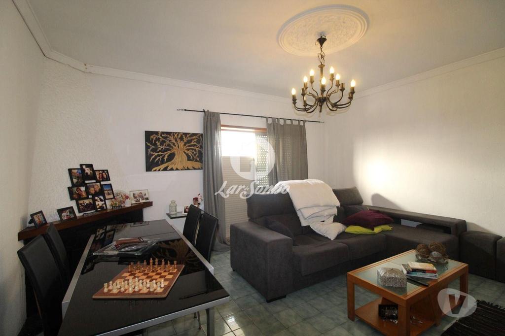 Apartamentos a venda Valongo - Fotos para Andar moradia ao nível do primeiro andar, com lugar de garagem,