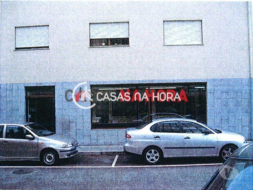 Comprar Loja Vila Nova de Gaia - Fotos para 2 lojas comerciais em pleno centro de Gaia próximo ao El...