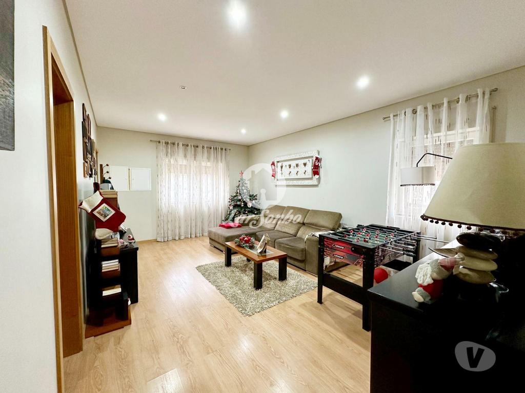 Apartamentos a venda Vila do Conde - Fotos para Moradia T3 isolada RESTAURADA em Guilhabreu- Vila do Conde