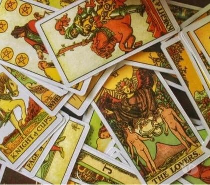 Astrologia - Serv. espirituais - Fotos para LEITURA DE TAROT