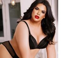 Nicole Oliveira trans