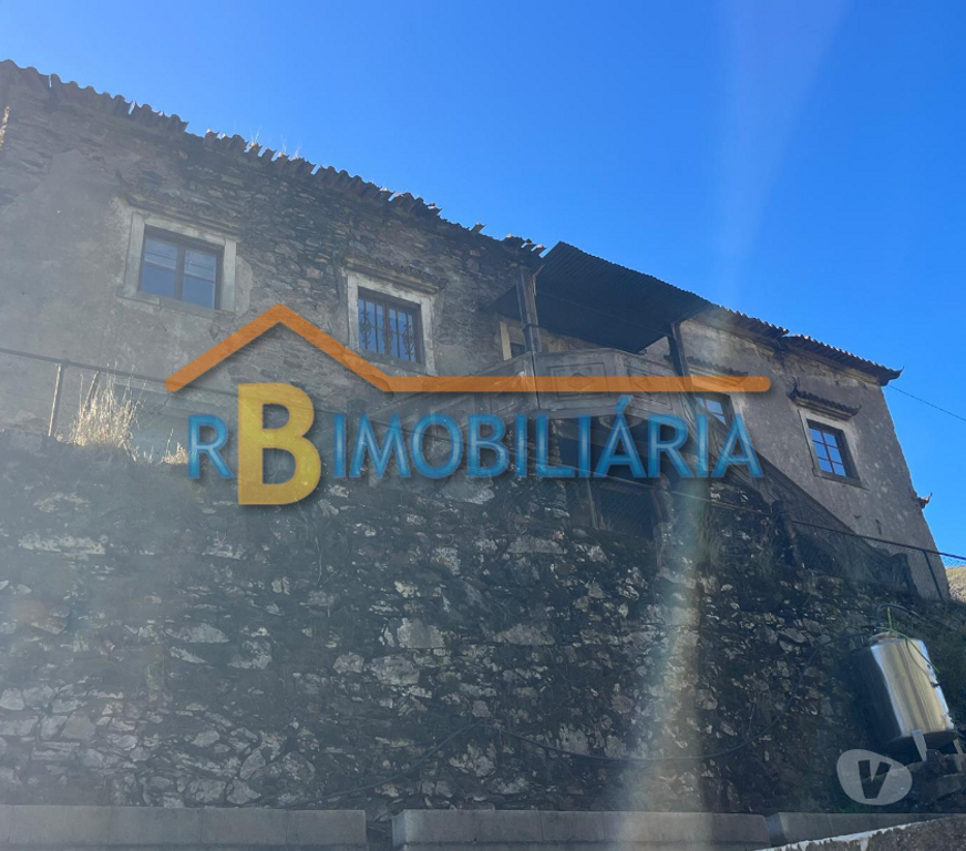 Apartamentos a venda Arouca - Fotos para Moradia em pedra em Rio de Frades, Arouca