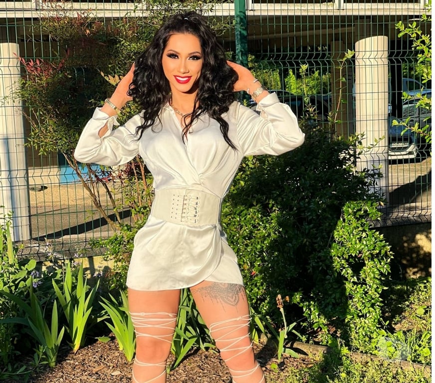 Massagem Lisboa Ajuda - Fotos para Ts yanna rainha da garganta profunda