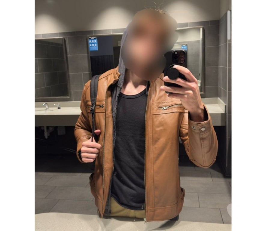 Homem procura Homem Porto - Fotos para Homem ativo e maduro de 29 anos, aberto a novase