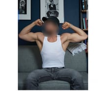 Homem gay ativo, 30 anos, muito ativo fisicamente.