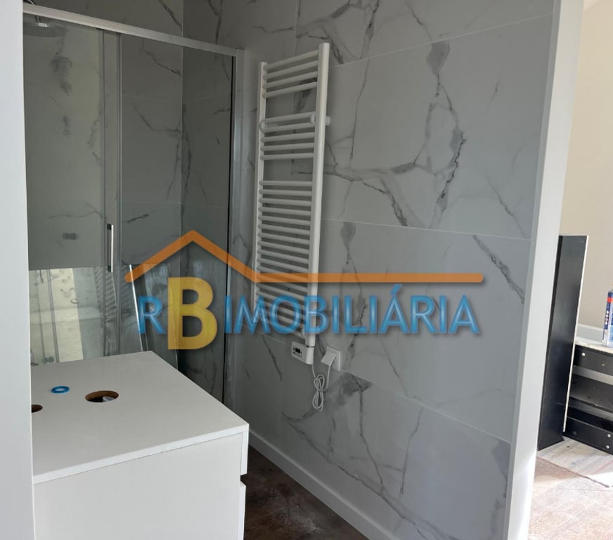 Apartamentos a venda Arouca - Fotos para Apartamento T0 c piscina em Alvarenga, Arouca