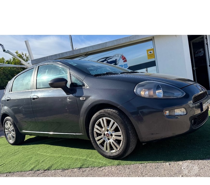 Seminovos Albufeira - Fotos para Punto 1.2 2014 gasolina €6.900 ou €120 mês sem entrada