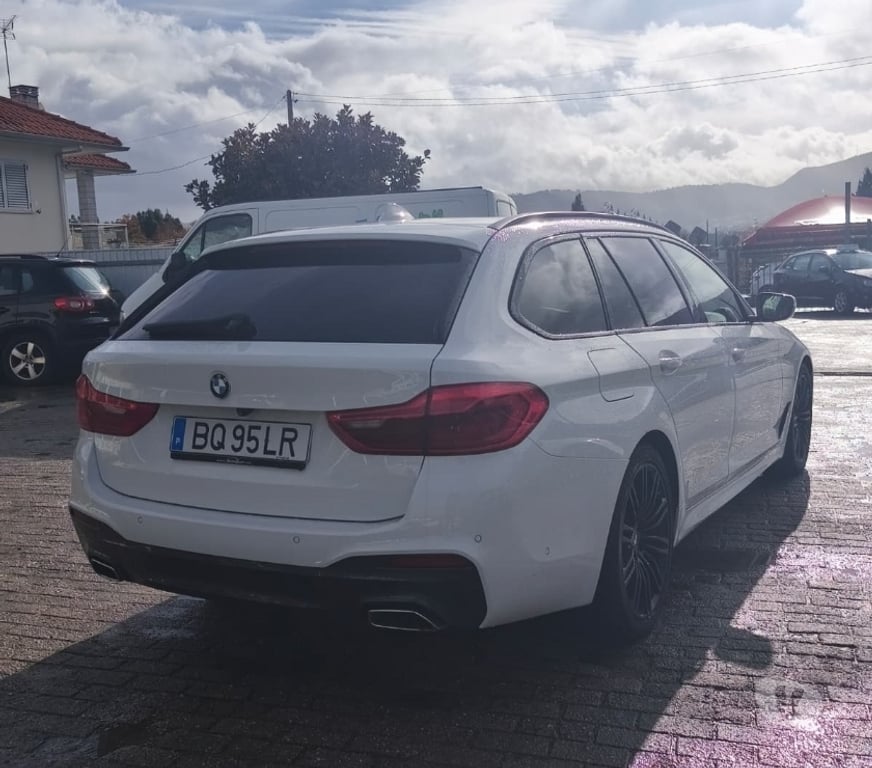 Seminovos Lamego - Fotos para BMW 520D Pack M Sport