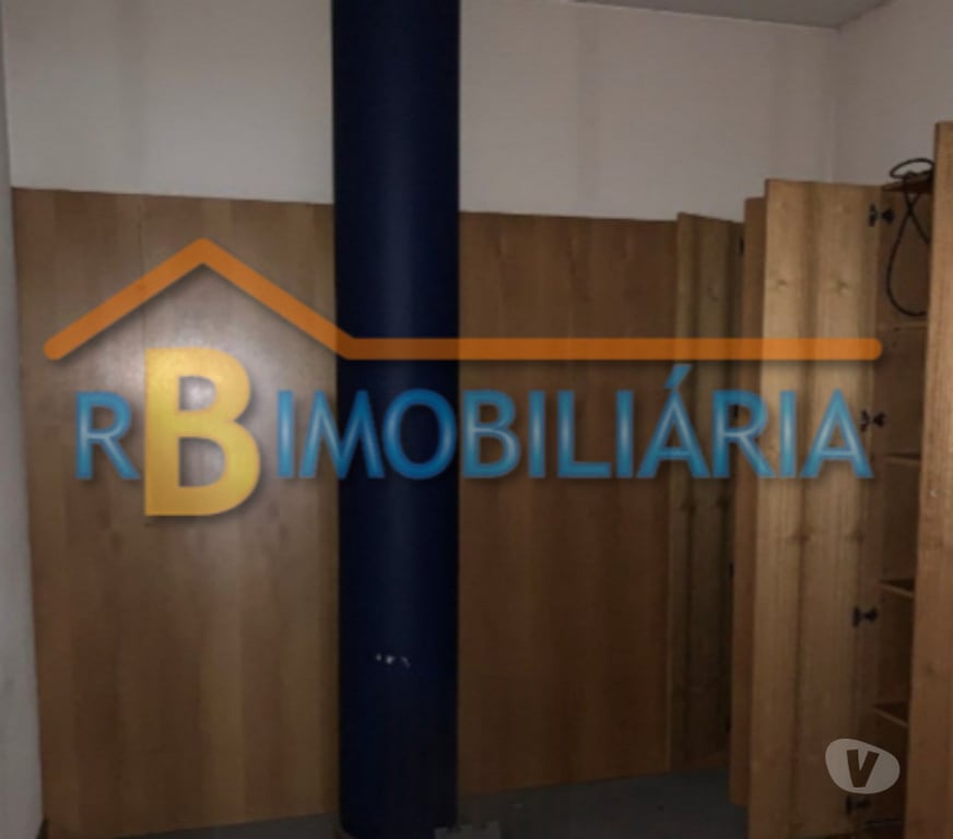 Comprar Loja Santa Maria da Feira - Fotos para Retoma de Banco - Loja em Santa Maria de Lamas