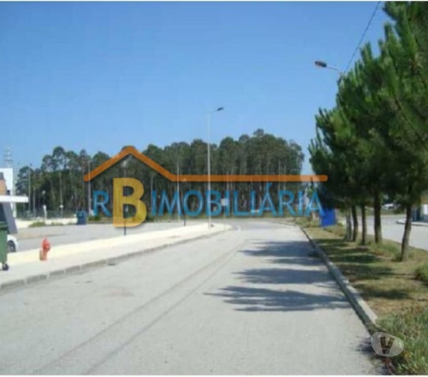 Comprar Loja Albergaria-a-Velha - Fotos para Loja no Centro Grossista de Albergaria-a-Velha