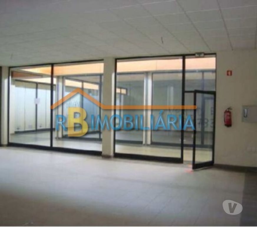 Comprar Loja Albergaria-a-Velha - Fotos para Loja no Centro Grossista de Albergaria-a-Velha